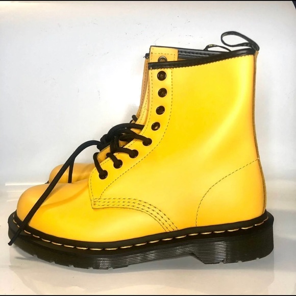 Dr. Martens 1460 8-Eye Lace Up Boot - Picture 3 of 5
